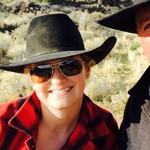 Meet your Posher, Dallice